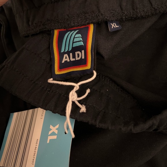 NEW Aldi Retro Gear Collection 2023 Ladies Joggers Size XL Navy Blue. - Picture 3 of 3